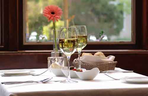 candlewood lake Dining